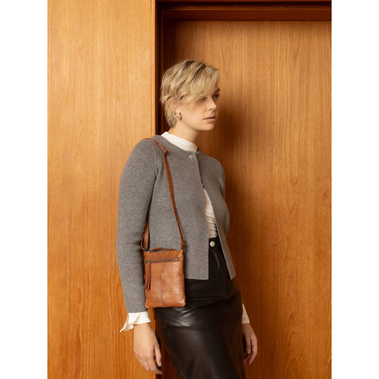 RE:DESIGNED Oulu Urban Walnut 100% Skinn