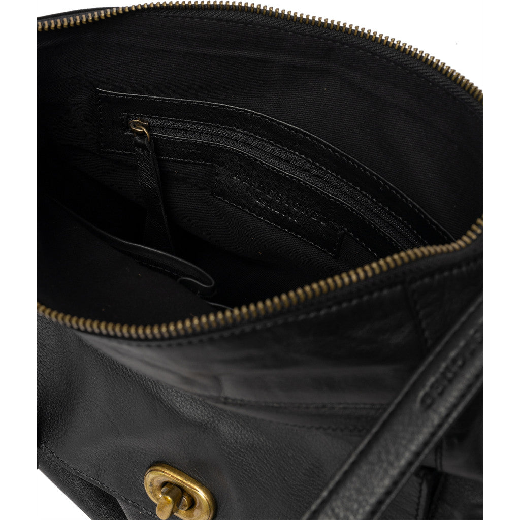 RE:DESIGNED Leknes Urban Crossover Black 100% Skinn