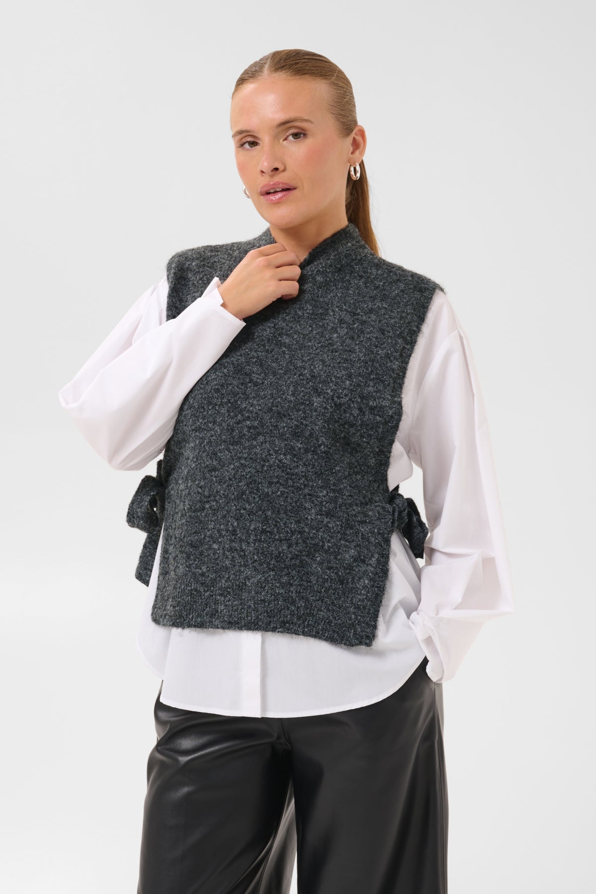 Kaffe Clothing KAmartine Knit Vest Desert Taupe Melange