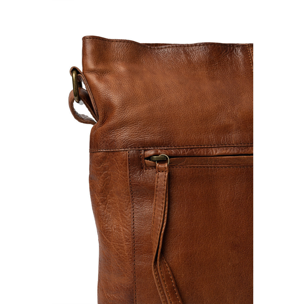 RE:DESIGNED Storslet Urban Crossover Walnut 100% Skinn