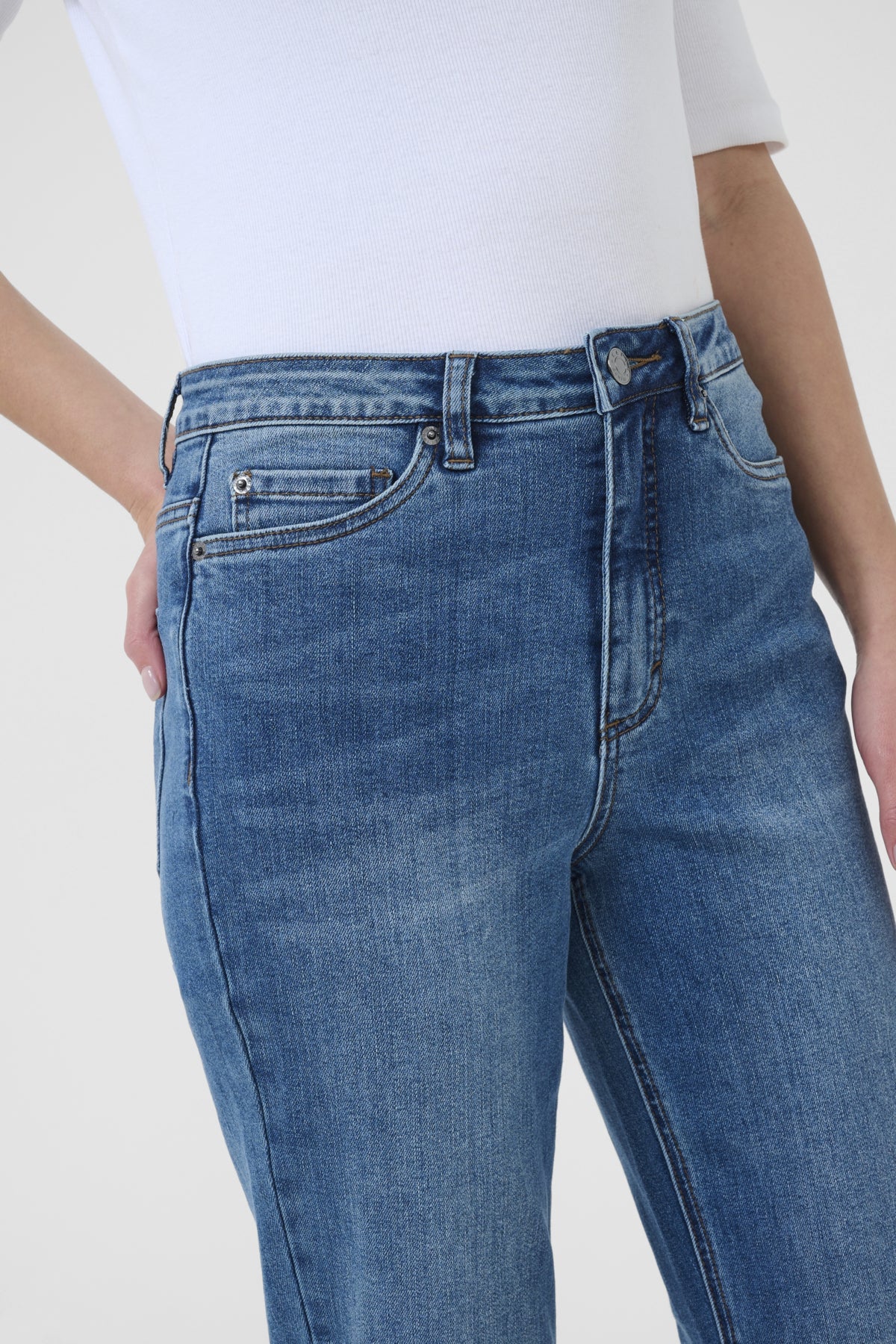 Kaffe Clothing KAforest HW Slim Fit Jeans Medium Blue Denim 34"
