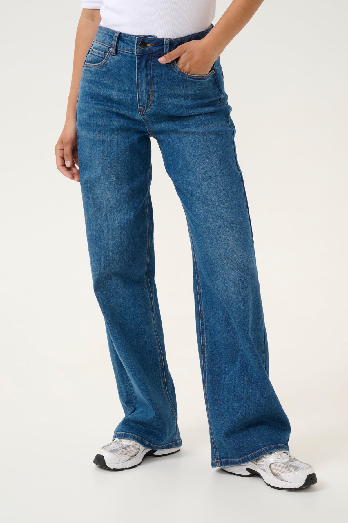 Kaffe Clothing KAsinem High Waist Jeans Medium Blue Denim 32 Tommer