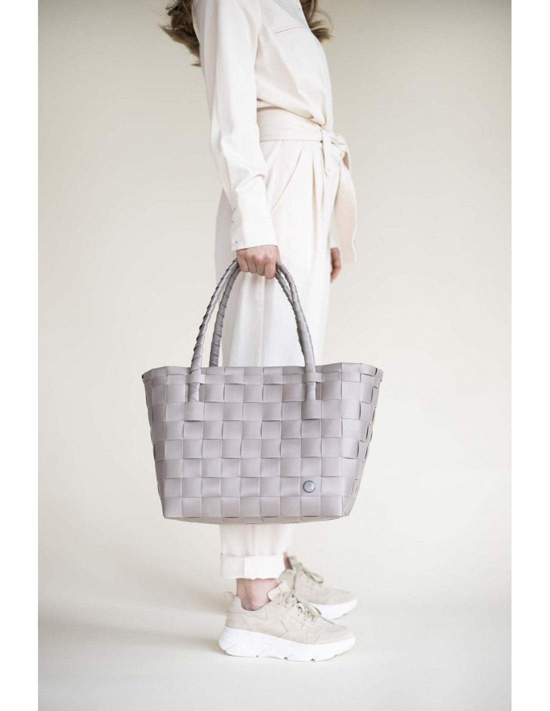 Handed By Paris Shopper Liver