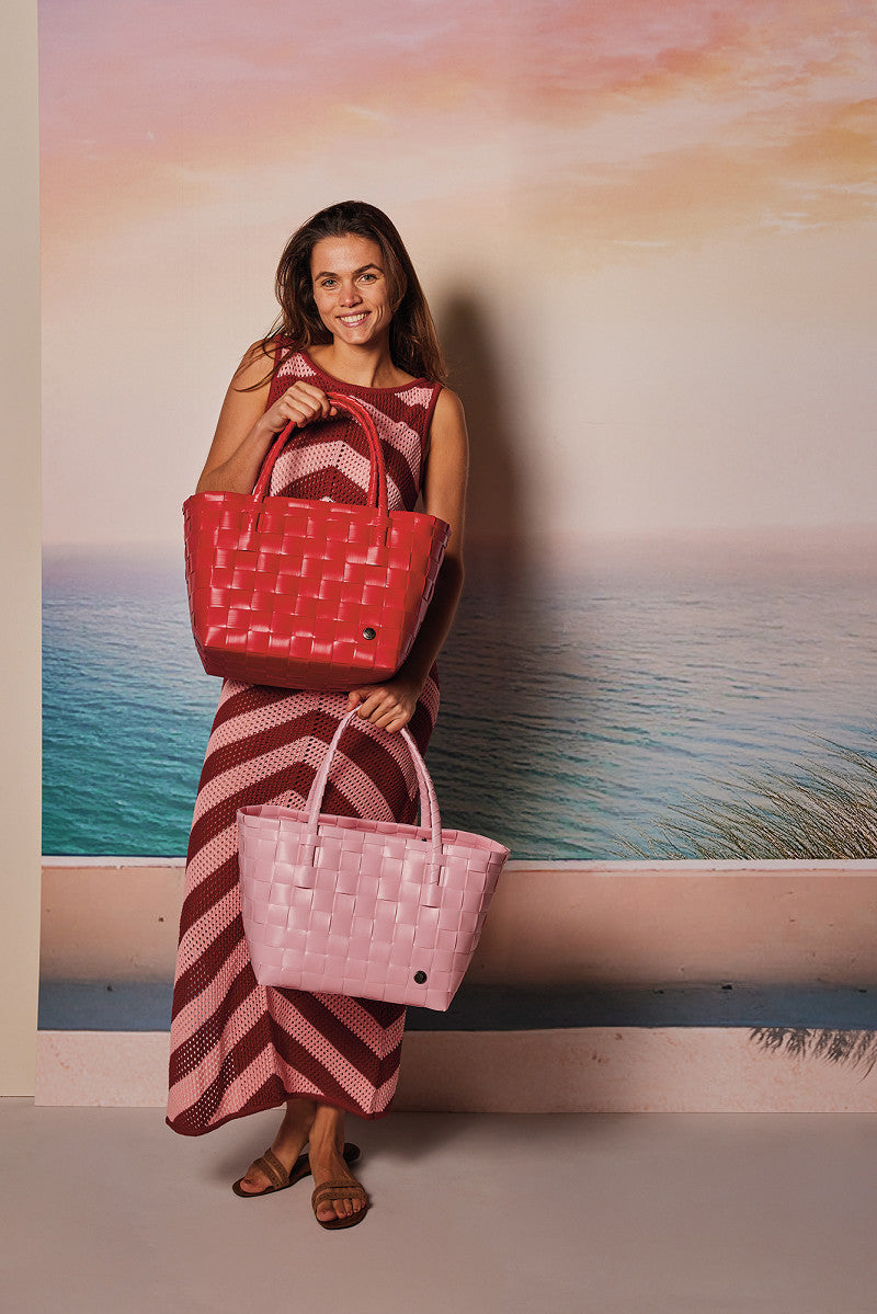 Handed By Paris Shopper Lovely Pink