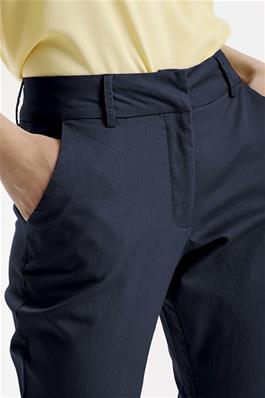 Kaffe Clothing KAlea Capri Pant Midnight Marine