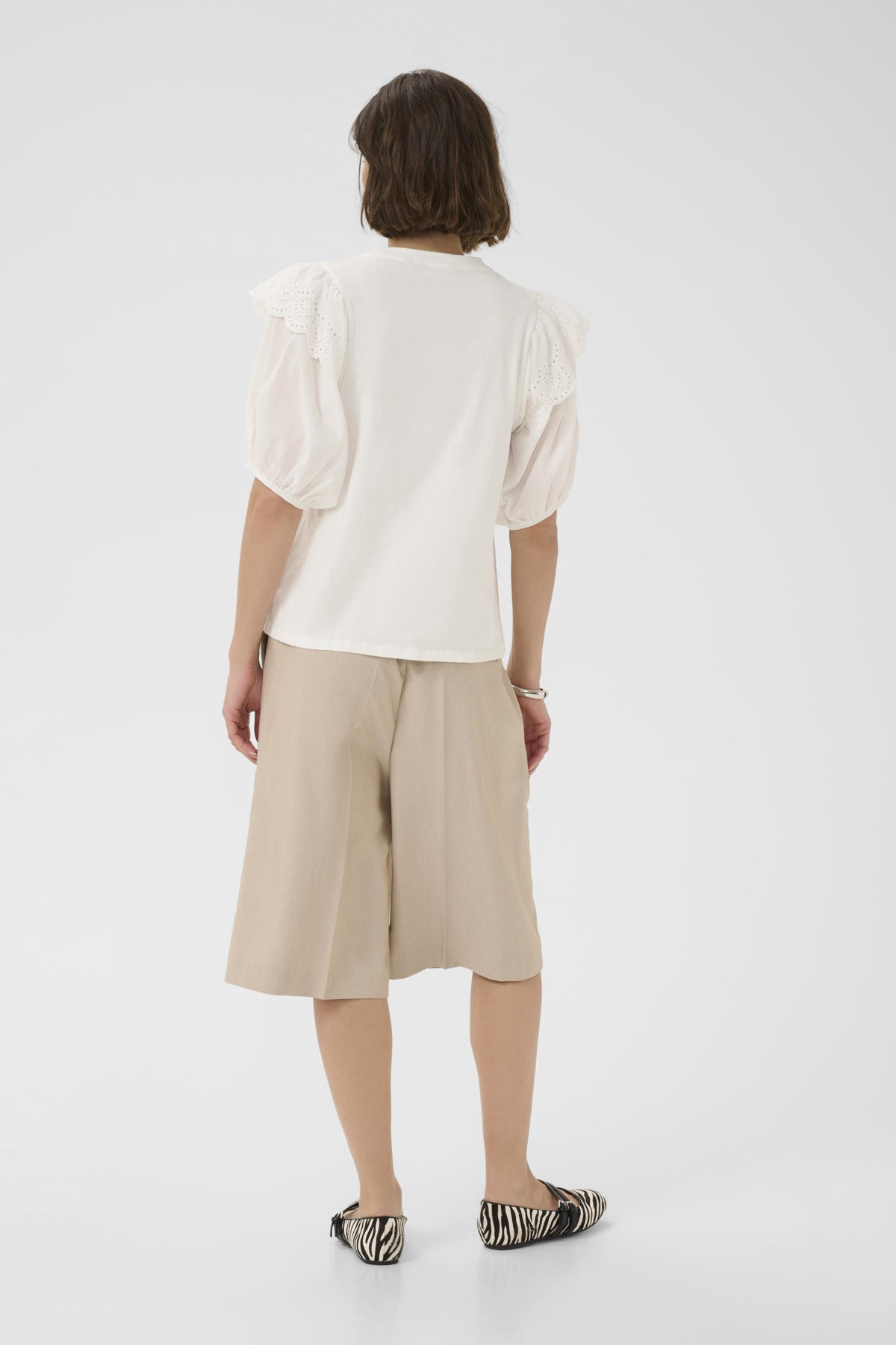 Culture CUpanina T-shirt Spring Gardenia