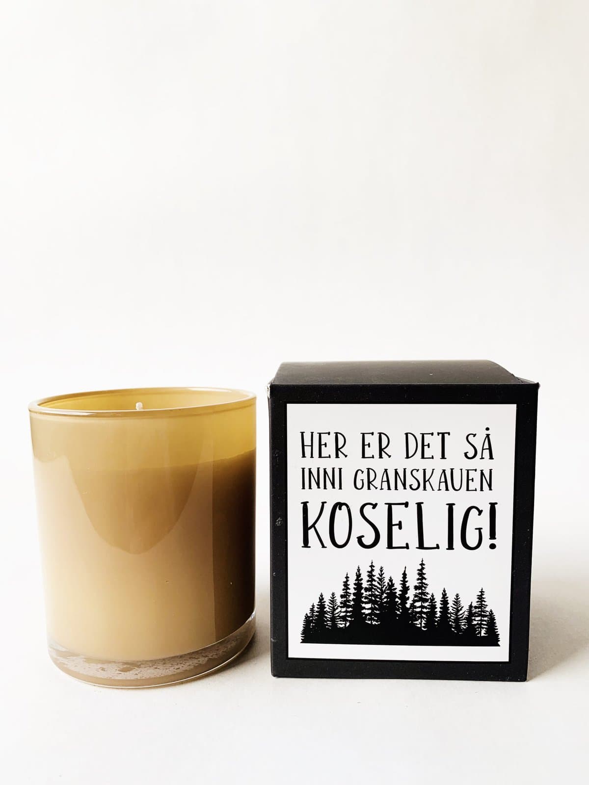 Trend Design Duftlys i gaveeske 8x9cm «inn i granskauen koselig»