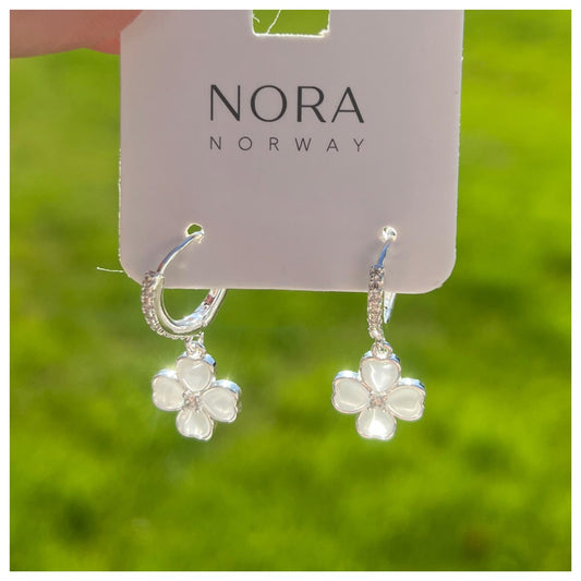 Nora Norway Ear 684 Silver White