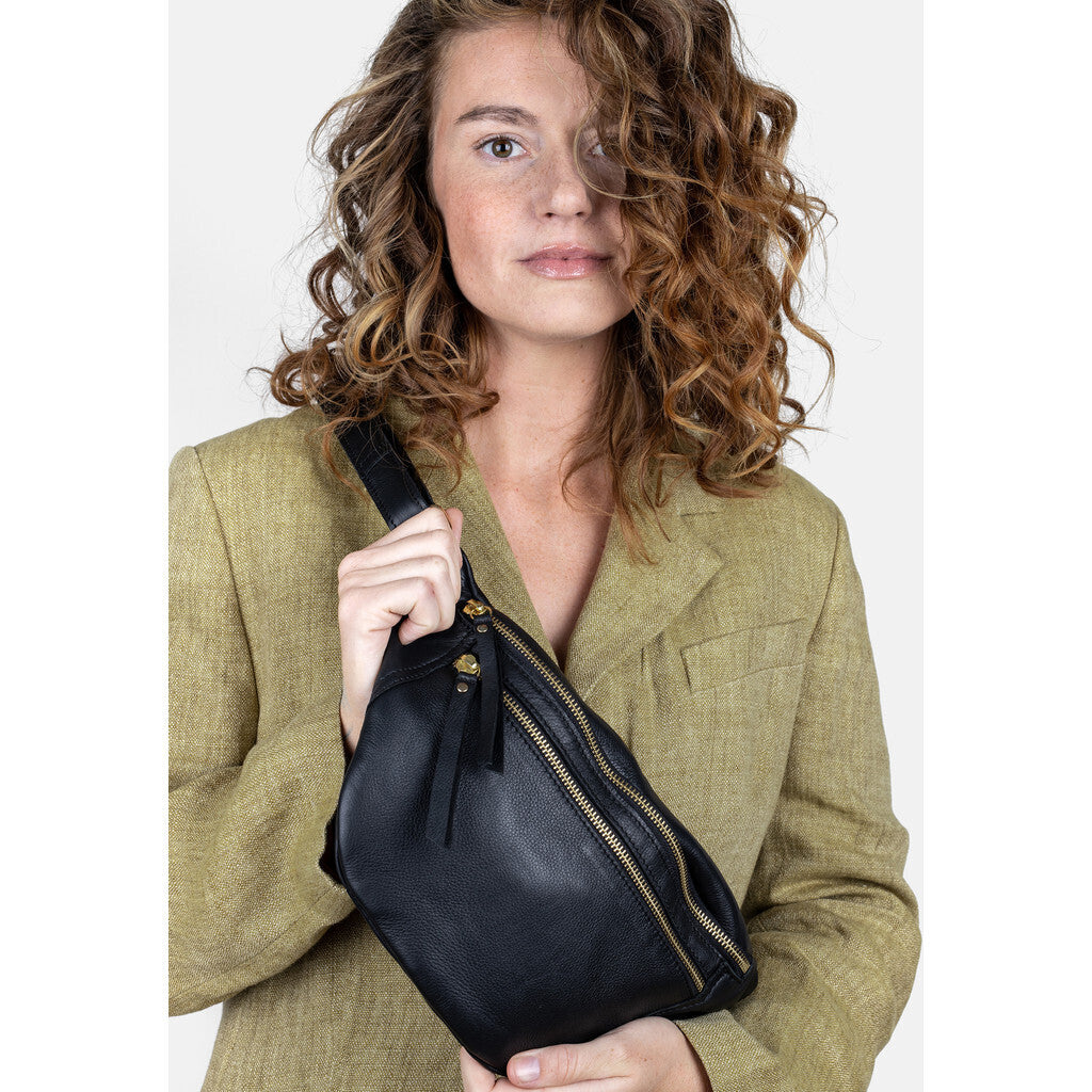 RE:DESIGNED Bumbag Faust Urban Sort 100% Skinn