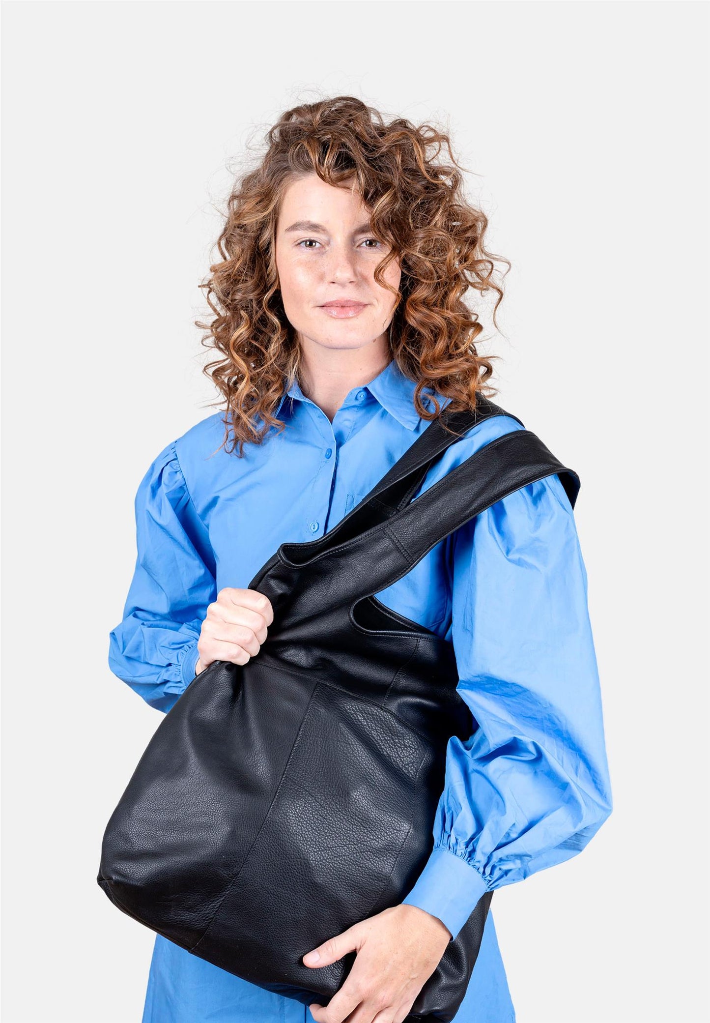 RE:DESIGNED Skinnveske Lyra Urban Black 100% Skinn