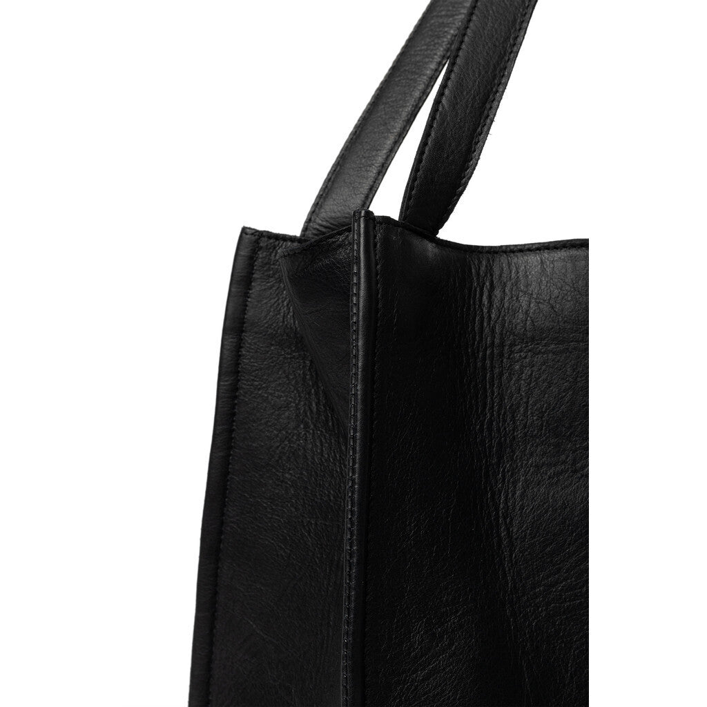 RE:DESIGNED Skinnveske Aro Urban Black 100% Skinn