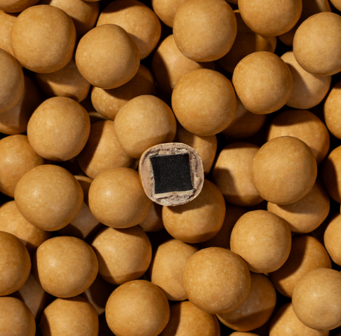 Lakrids By Bülow - CRISPY CARAMEL - SMALL Dulce-sjokolade • Søt lakris • Havsalt