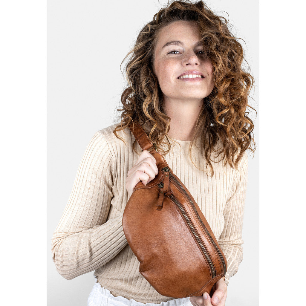 RE:DESIGNED Bumbag Faust Urban Walnut 100% Skinn