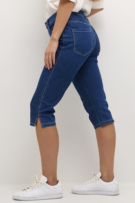 Kaffe Clothing KAvicky Capri Jeans Medium Blue Washed Denim
