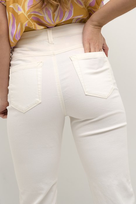 Kaffe Clothing KAzelina Jeans Chalk