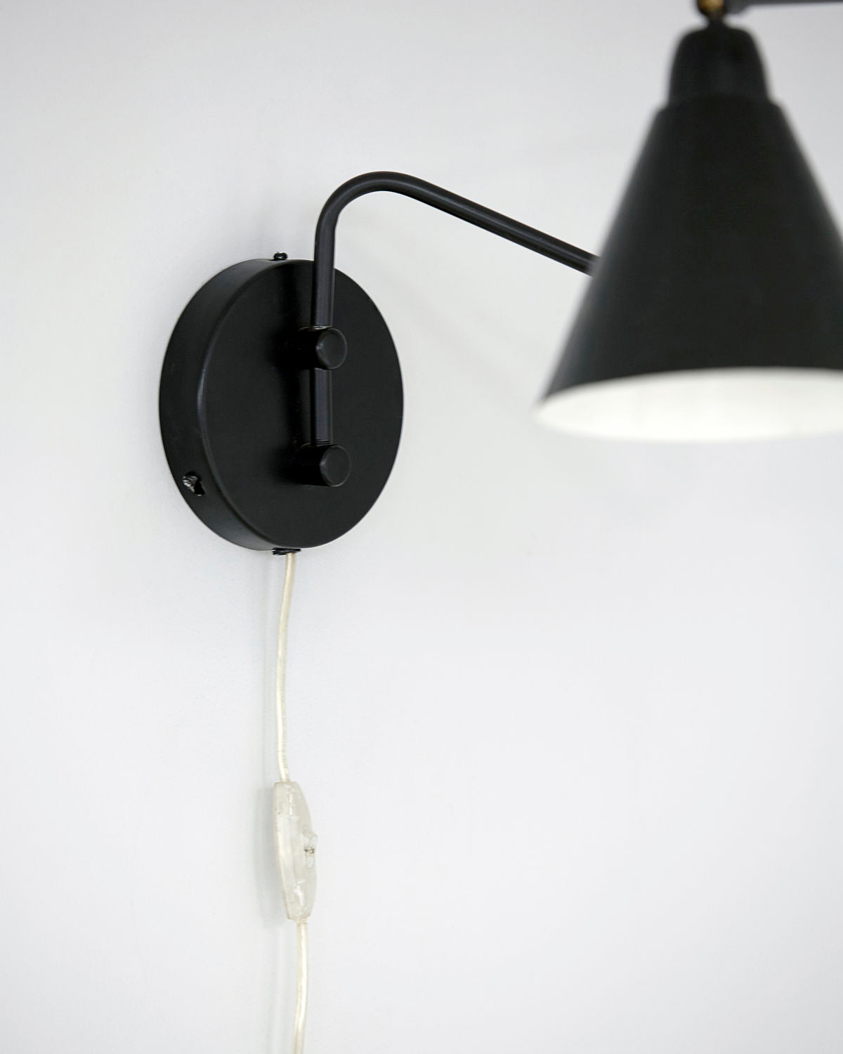 House Doctor Game Vegglampe Sort
