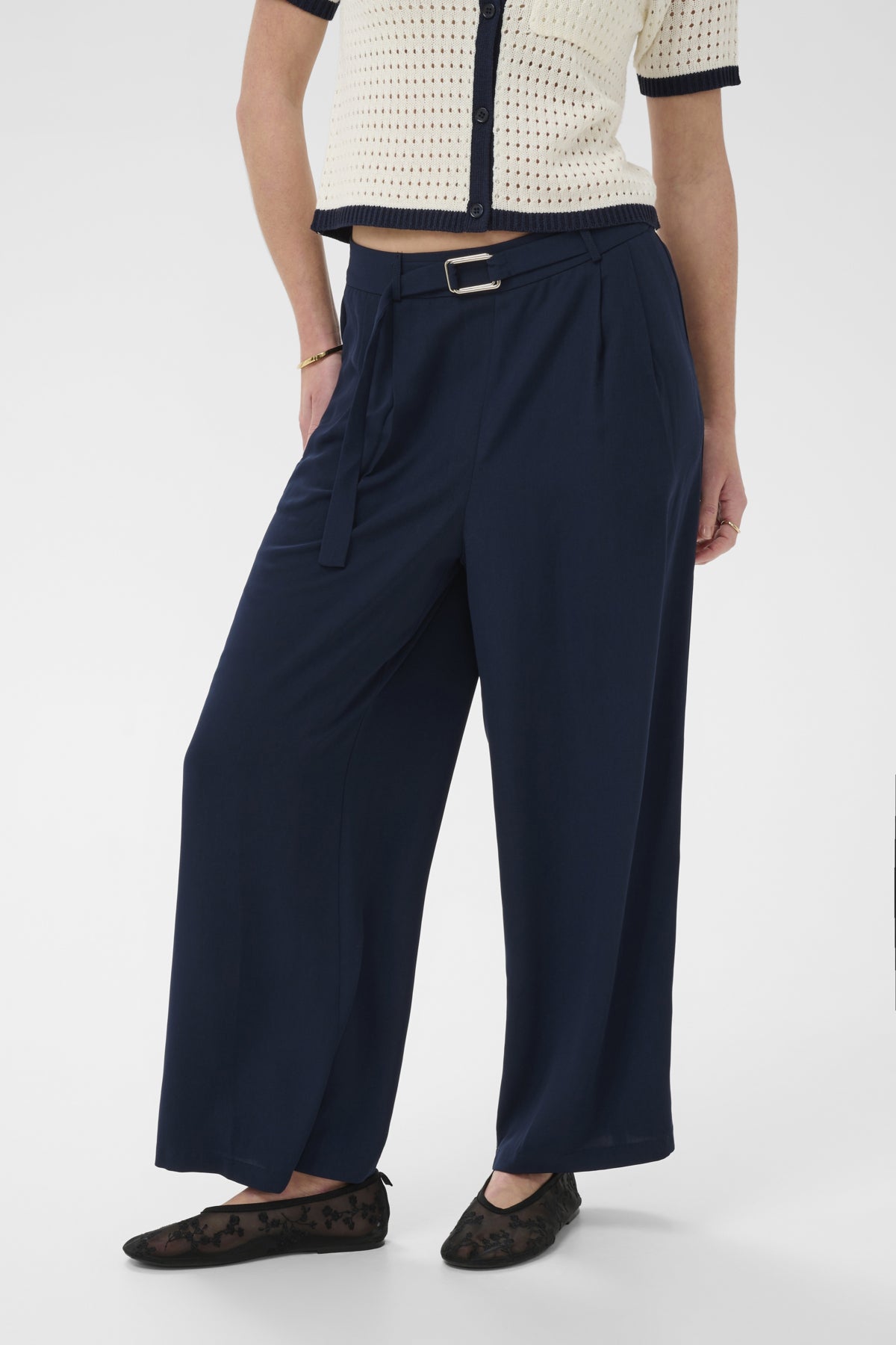 Kaffe Clothing KAillis Cropped Pants - Midnight Marine