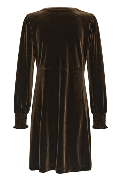 Culture CUchananna Zoe Dress – Mørkebrun kjole med dekorative knapper og fløyelsfinish