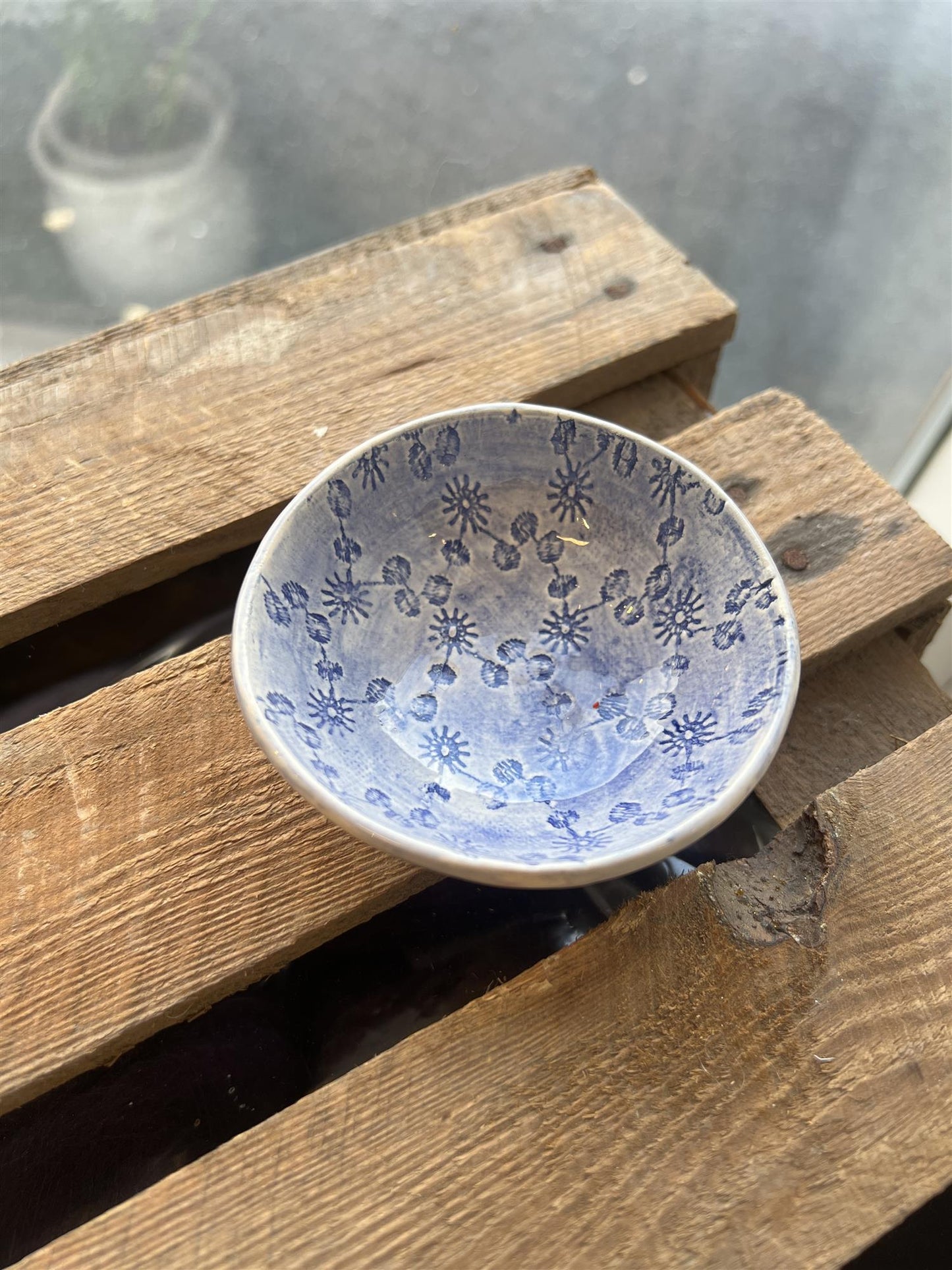 Wonki Ware Liten Skål Mørkeblå 8,5 Cm