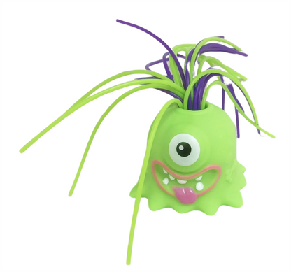 LIittle Monster Pulling Hair (M/Lyd)