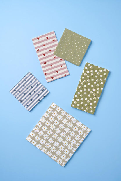 Ib Laursen Kaffeservietter 12,5x12,5 cm Blå Blomster Og Lyseblå Striper 20 stk/pakning