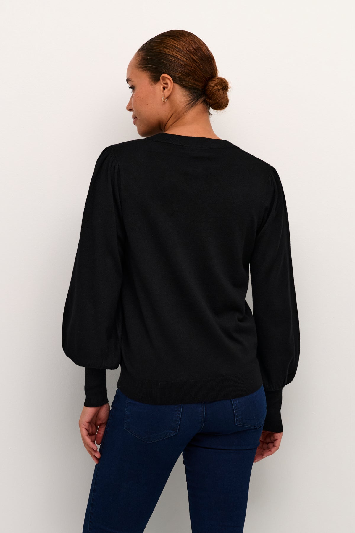KAlizza Round Neck Knit Pullover Buttons Black