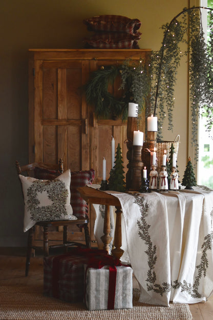 Trend Design Duk brodert kvist 140×250 cm