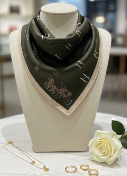 Silkeskjerf Bandanas - Armygrønn "H"