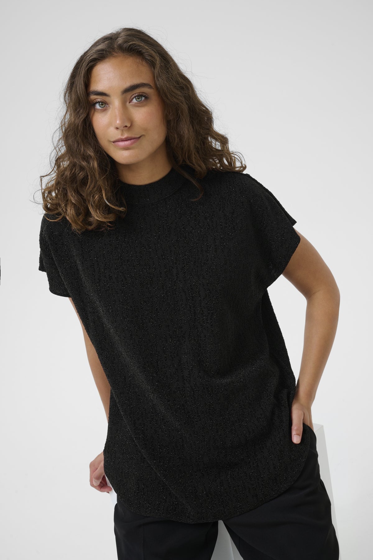 Culture CUakari Capsleeve Black