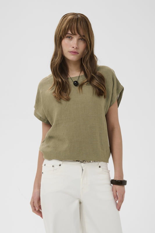Culture CUaniela Molly – Mosegrønn bluse med lette vingeermer
