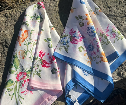 Silkeskjerf Bandanas - Summer Flora pink