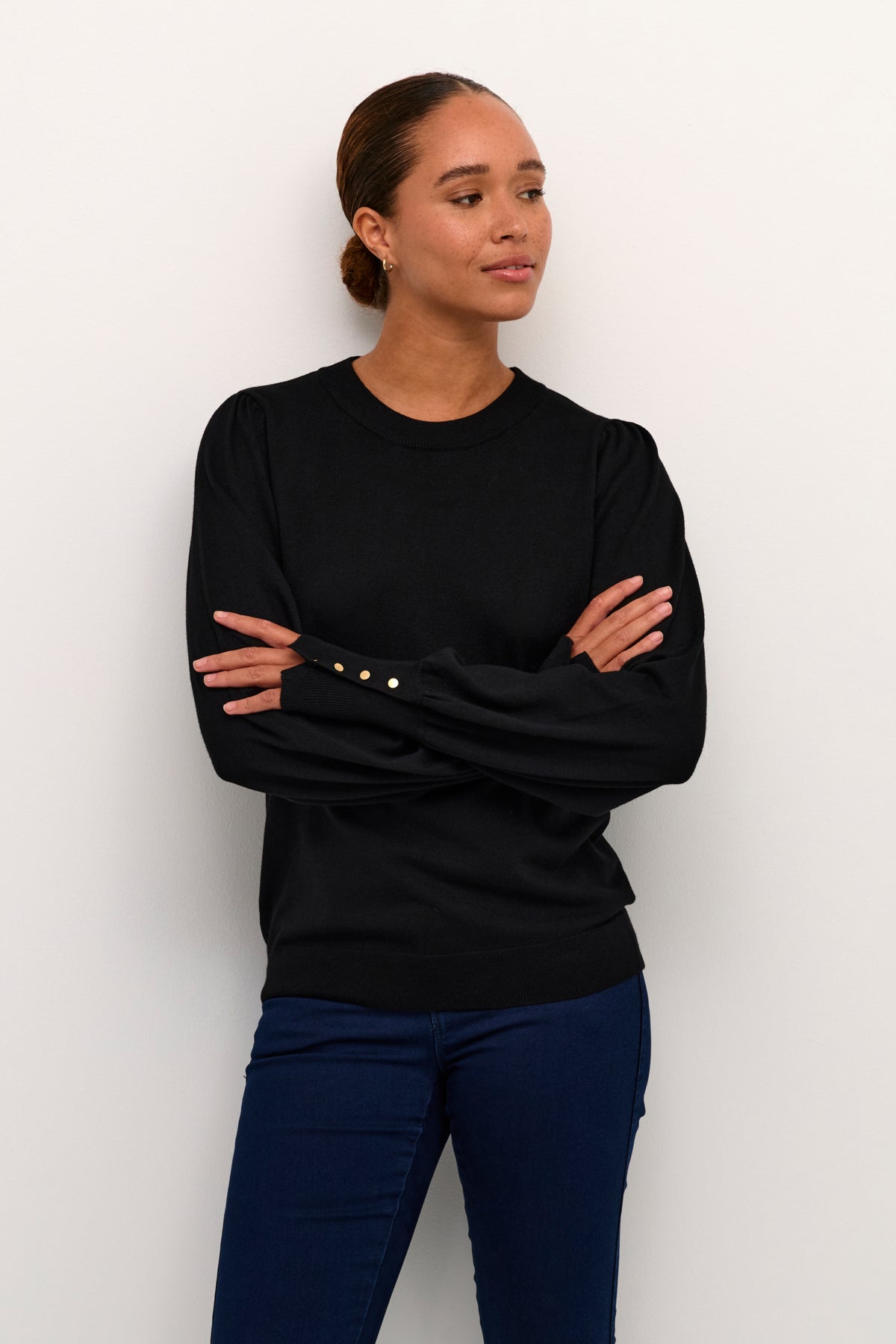 KAlizza Round Neck Knit Pullover Buttons Black