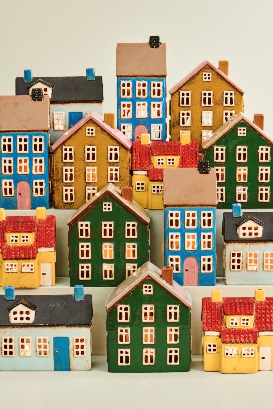 Ib Laursen Lyshus Nyhavn Grønt M/Gul Dør På Siden