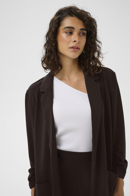 Kaffe KAphoebe – Mørkebrun blazer med 3/4-ermer