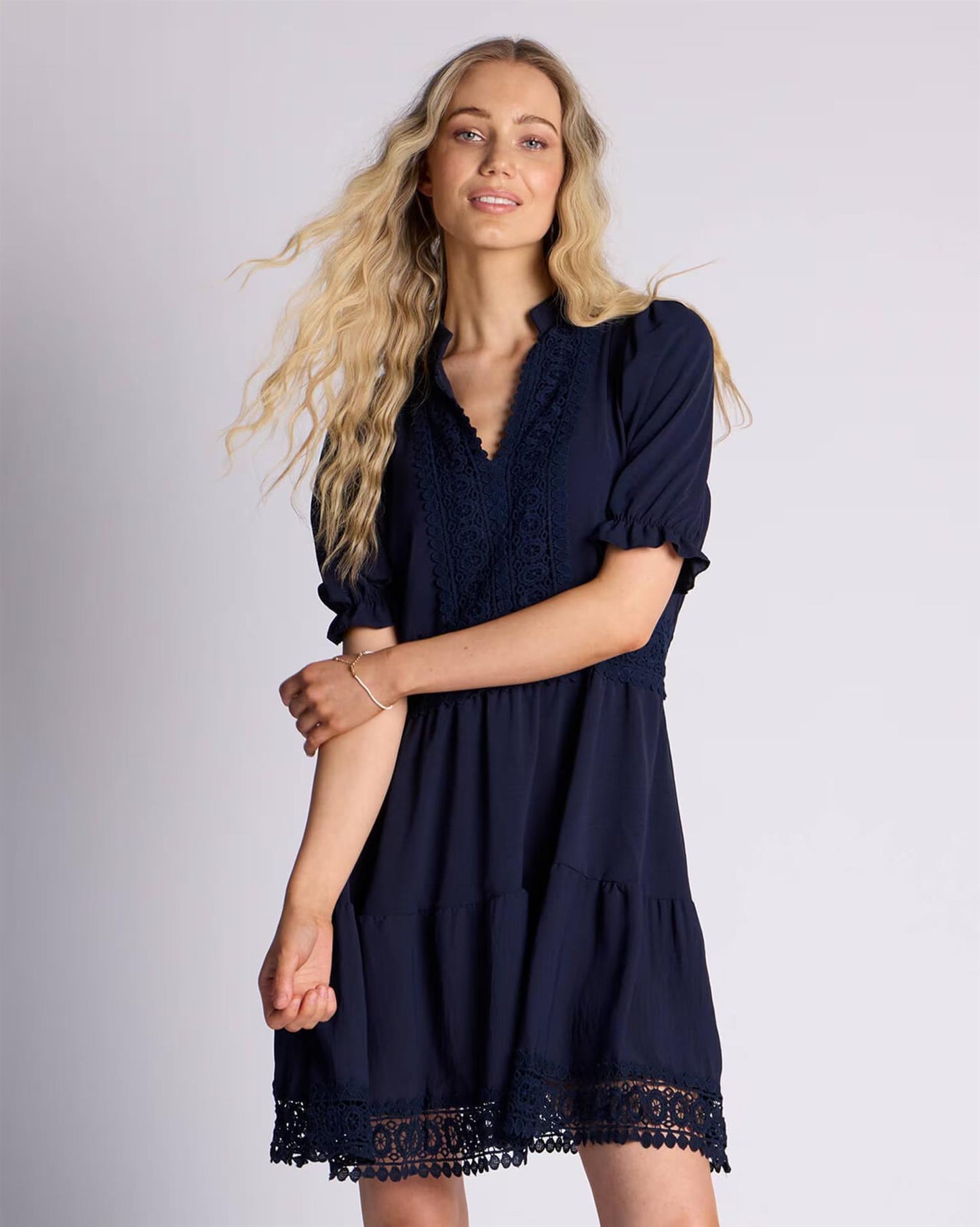 Floyd Kjole Karianne Navy M/kort Erm