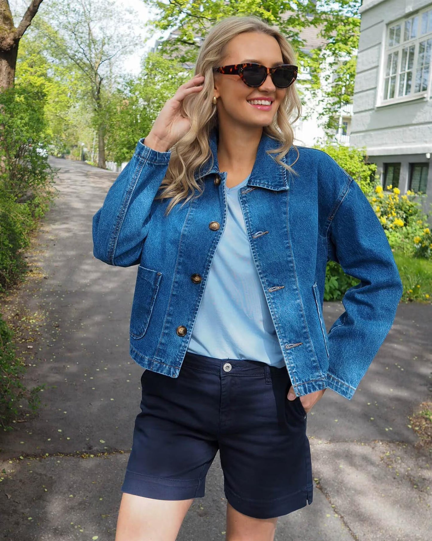 Floyd Margareth – Marineblå shorts i bomull med stretch