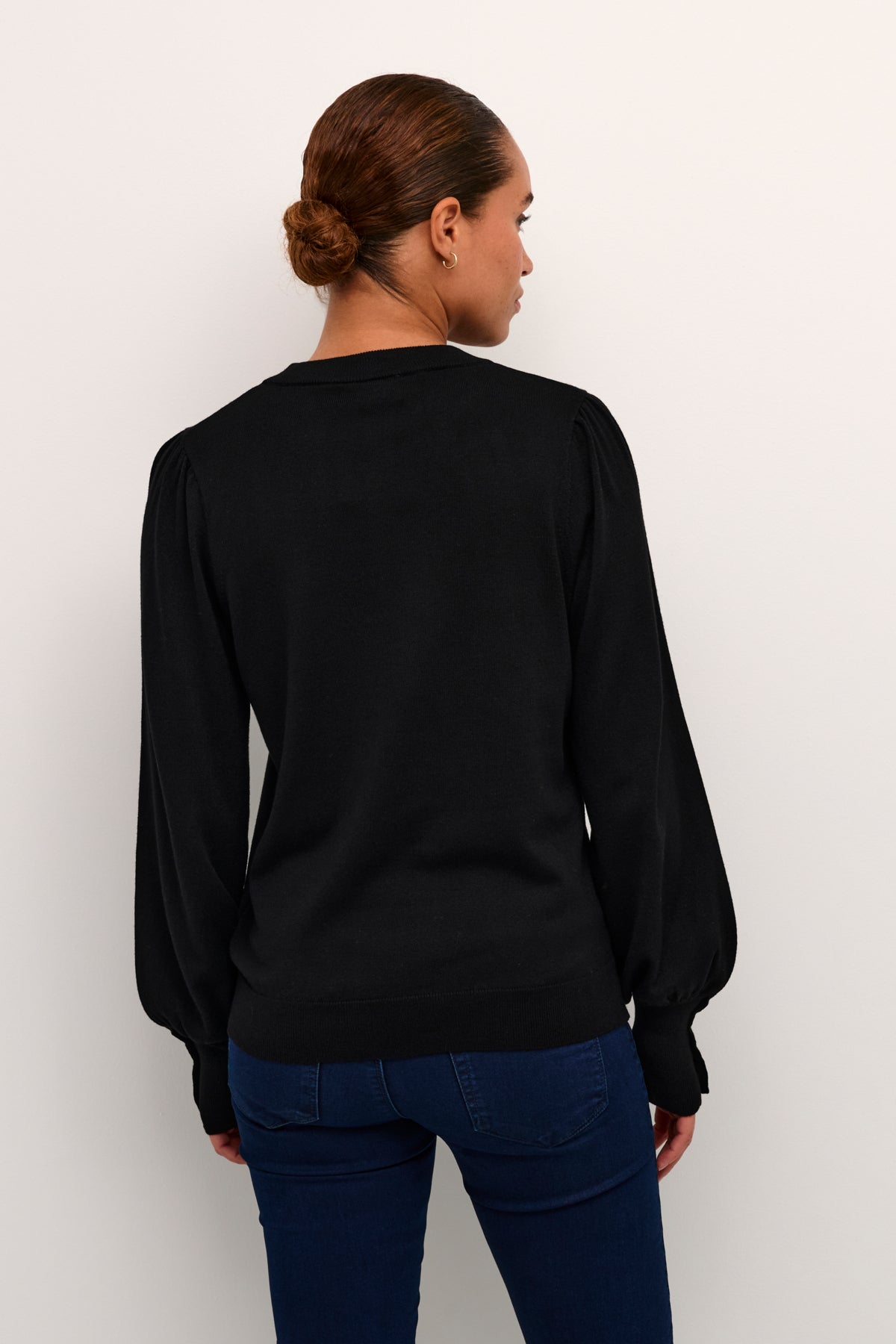 KAlizza Round Neck Knit Pullover Buttons Black