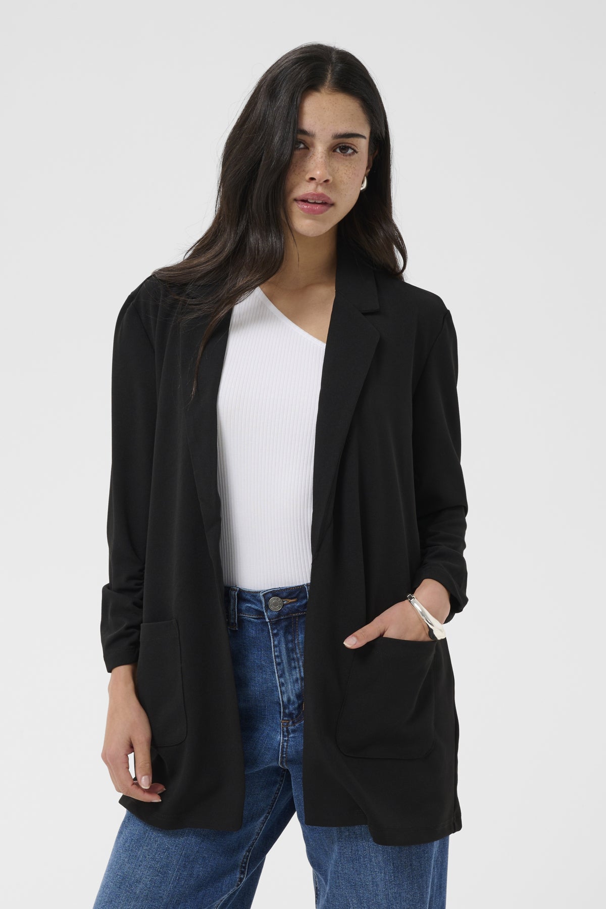 Kaffe KAphoebe – Sort blazer med 3/4-ermer